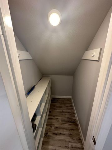 2744 Briarhurst Drive 35, Houston, TX 77057