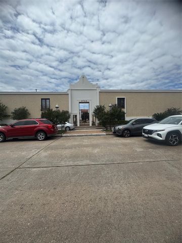 2744 Briarhurst Drive 35, Houston, TX 77057