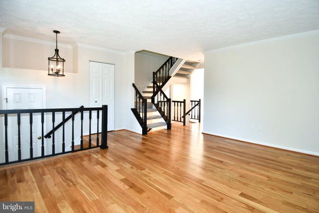 101 SMOOTHLEAF LN, Gaithersburg, MD 20878