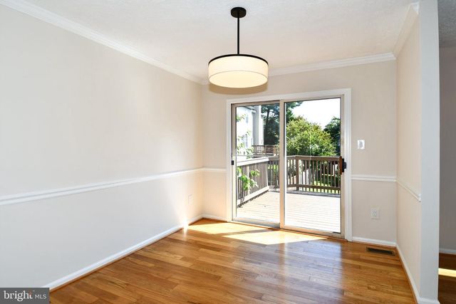 101 SMOOTHLEAF LN, Gaithersburg, MD 20878
