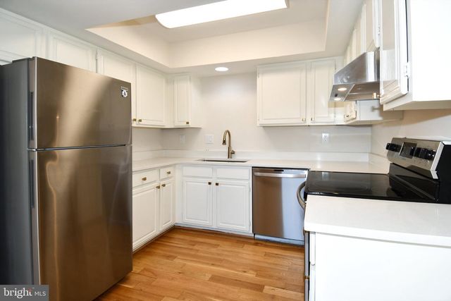 101 SMOOTHLEAF LN, Gaithersburg, MD 20878