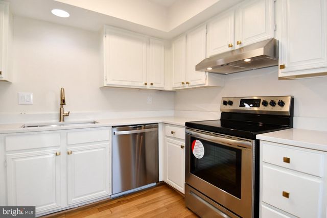 101 SMOOTHLEAF LN, Gaithersburg, MD 20878