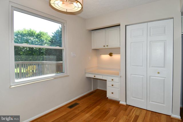 101 SMOOTHLEAF LN, Gaithersburg, MD 20878