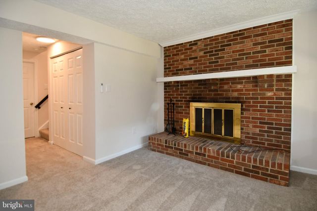 101 SMOOTHLEAF LN, Gaithersburg, MD 20878