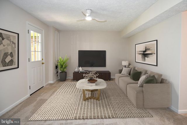 101 SMOOTHLEAF LN, Gaithersburg, MD 20878