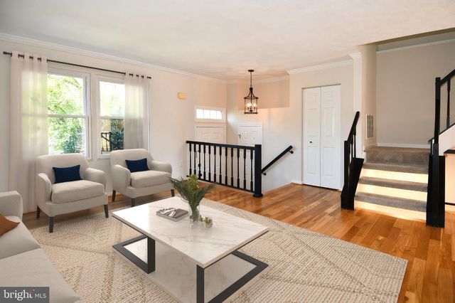 101 SMOOTHLEAF LN, Gaithersburg, MD 20878