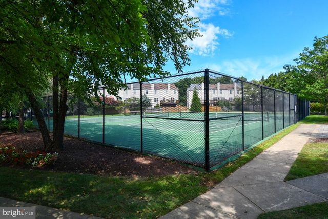 101 SMOOTHLEAF LN, Gaithersburg, MD 20878