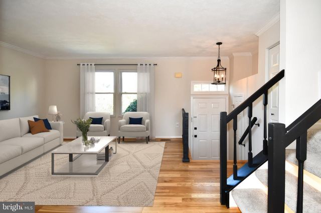101 SMOOTHLEAF LN, Gaithersburg, MD 20878