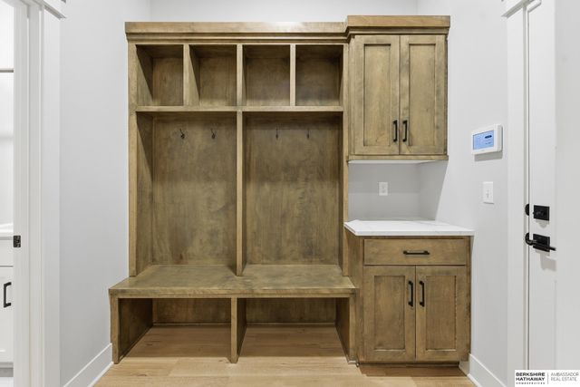 21432 B Street, Elkhorn, NE 68022