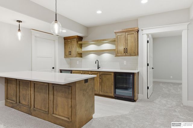 21432 B Street, Elkhorn, NE 68022