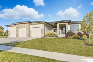 21432 B Street, Elkhorn, NE 68022