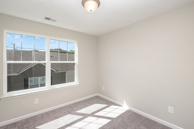 319 Moshe Feder Way, La Vergne, TN 37086