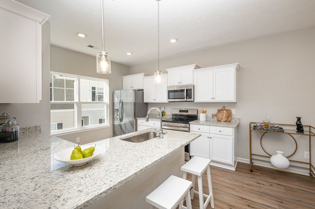 319 Moshe Feder Way, La Vergne, TN 37086