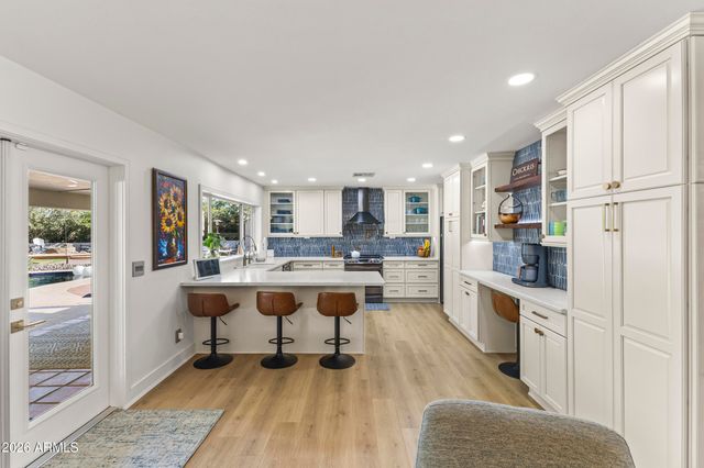 7540 E CANNON Drive, Scottsdale, AZ 85258