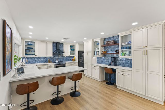 7540 E CANNON Drive, Scottsdale, AZ 85258