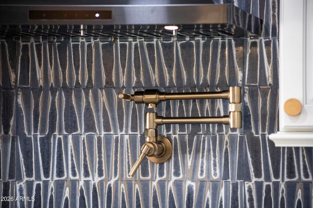 7540 E CANNON Drive, Scottsdale, AZ 85258