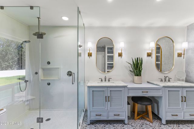 7540 E CANNON Drive, Scottsdale, AZ 85258