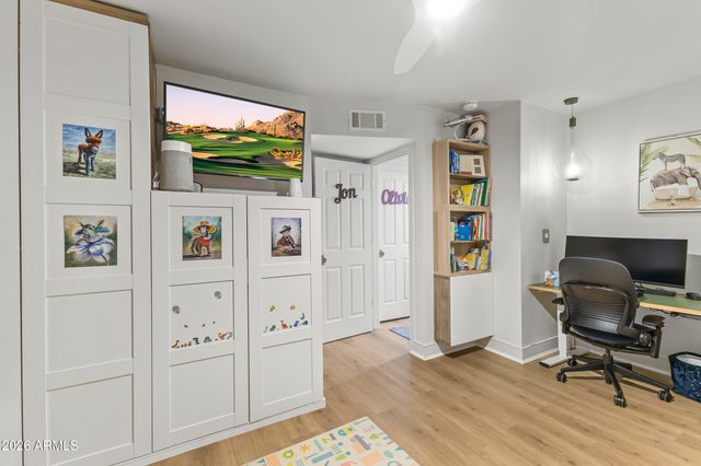 7540 E CANNON Drive, Scottsdale, AZ 85258