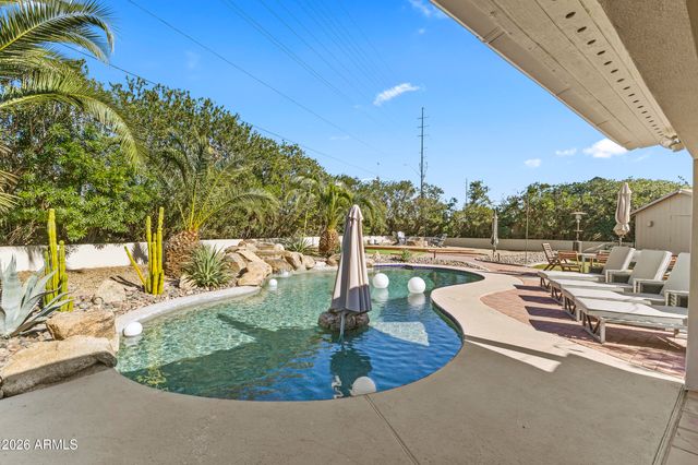 7540 E CANNON Drive, Scottsdale, AZ 85258