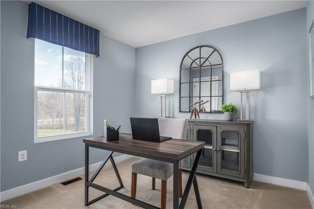 416 Braden LN, Suffolk, VA 23435