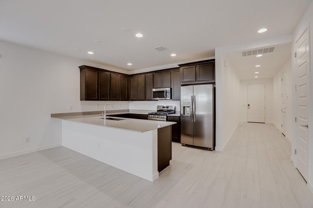 5955 N 191ST Drive, Litchfield Park, AZ 85340 — photo 3