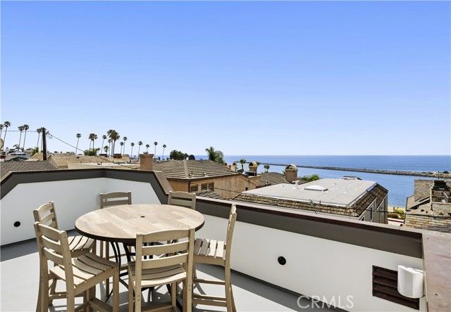 206 Dahlia, Corona Del Mar (newport Beach), CA 92625
