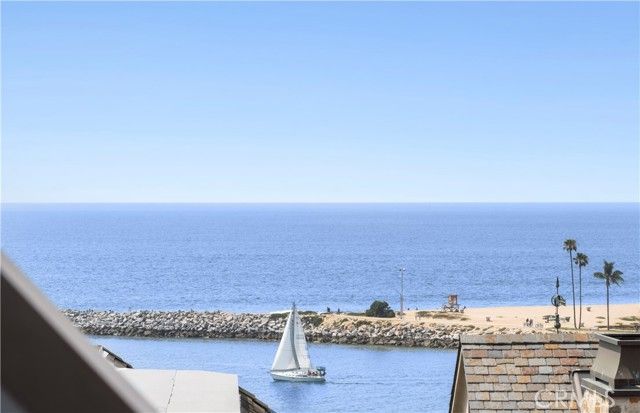 206 Dahlia, Corona Del Mar (newport Beach), CA 92625