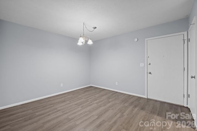 427 6th Avenue W A11, Hendersonville, NC 28739