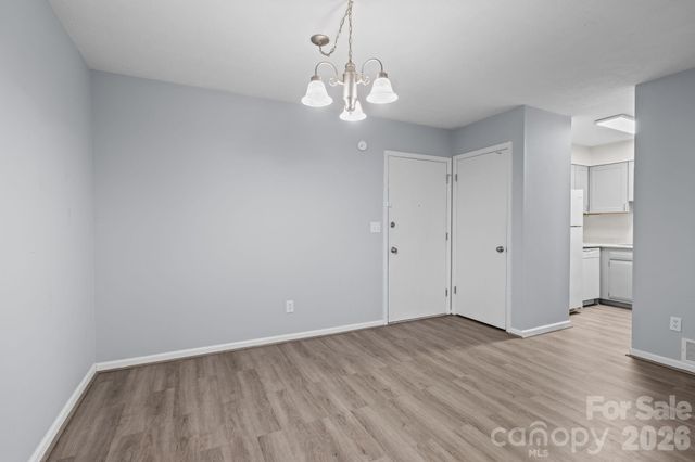 427 6th Avenue W A11, Hendersonville, NC 28739