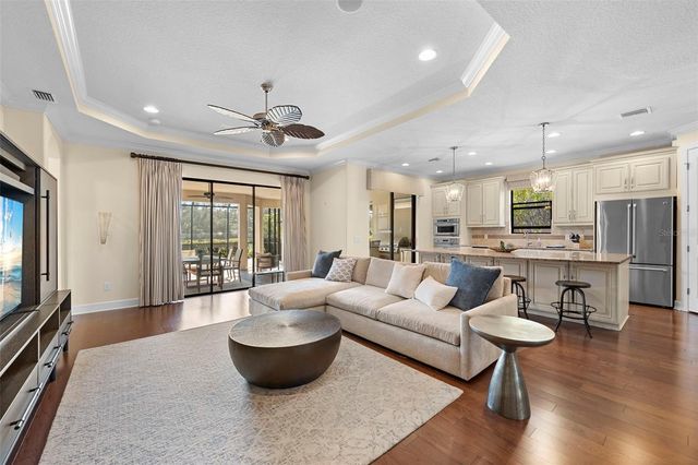 2525 VACCARO DRIVE, Sarasota, FL 34231