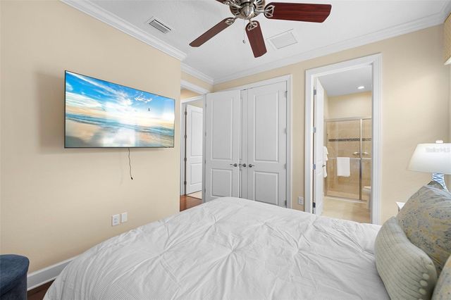 2525 VACCARO DRIVE, Sarasota, FL 34231