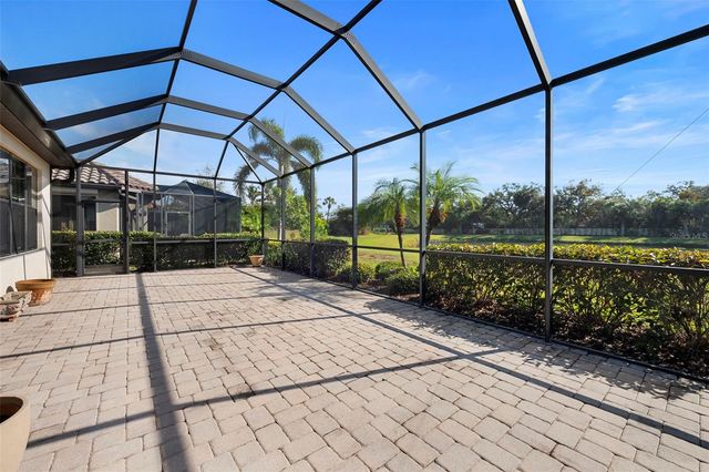 2525 VACCARO DRIVE, Sarasota, FL 34231