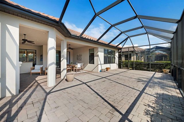 2525 VACCARO DRIVE, Sarasota, FL 34231