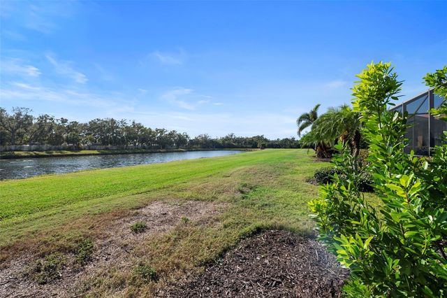 2525 VACCARO DRIVE, Sarasota, FL 34231