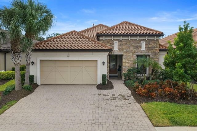 2525 VACCARO DRIVE, Sarasota, FL 34231