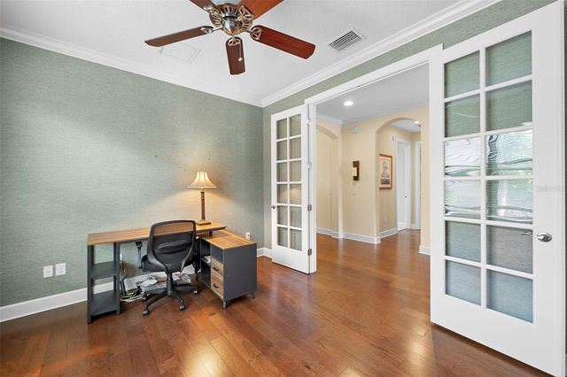 2525 VACCARO DRIVE, Sarasota, FL 34231