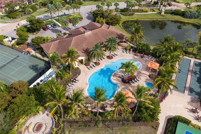 2525 VACCARO DRIVE, Sarasota, FL 34231