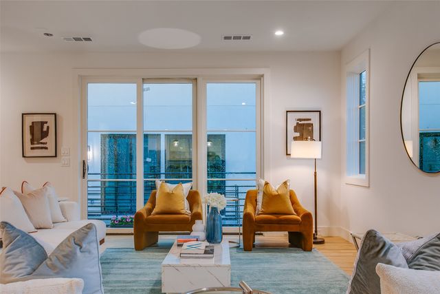 7207 Gaston Avenue 1006, Dallas, TX 75206