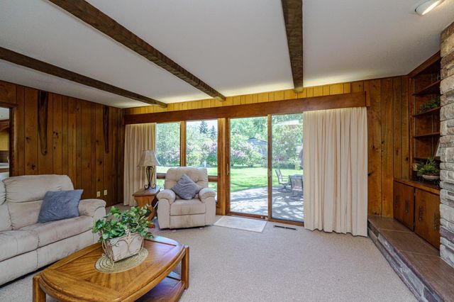 3052 Cherrywood Court, Eagan, MN 55121
