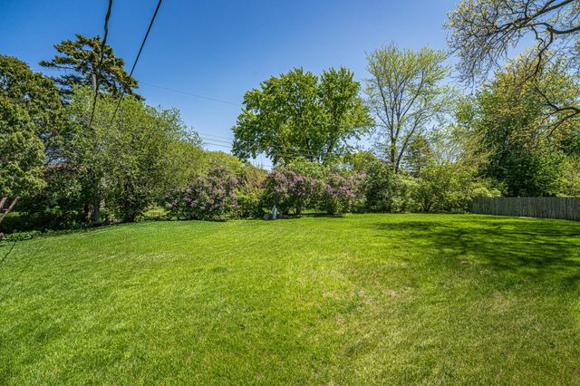 3052 Cherrywood Court, Eagan, MN 55121