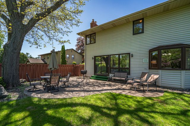 3052 Cherrywood Court, Eagan, MN 55121