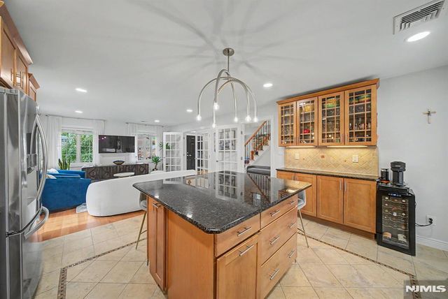 176 5th Street, Cresskill, NJ 07626