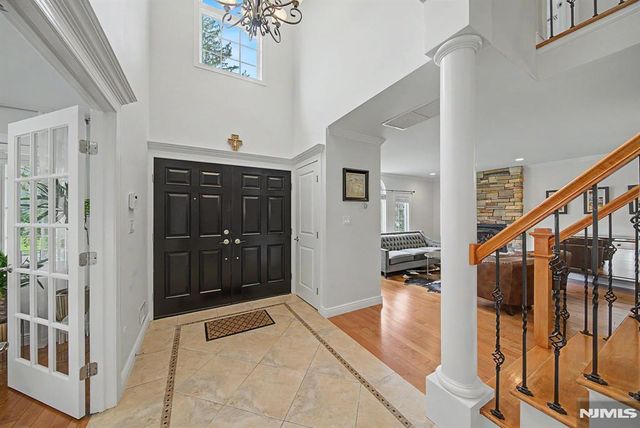 176 5th Street, Cresskill, NJ 07626