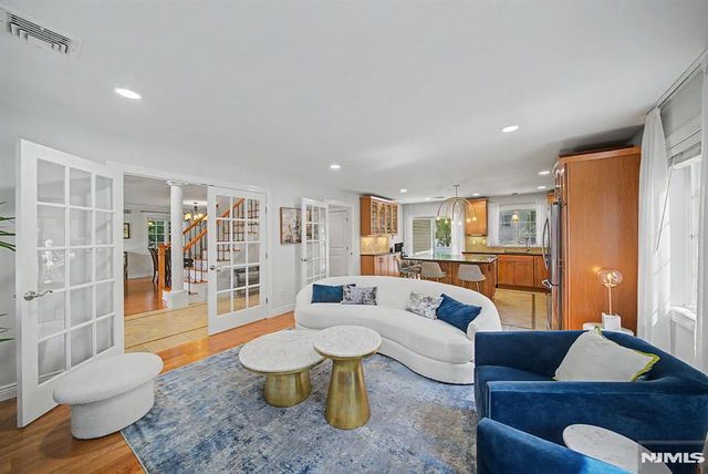 176 5th Street, Cresskill, NJ 07626