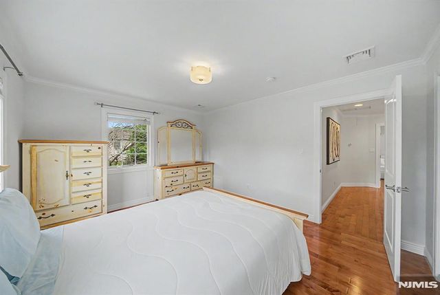 176 5th Street, Cresskill, NJ 07626