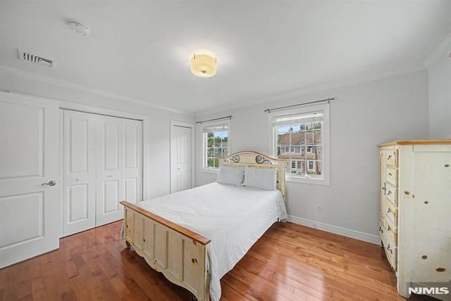 176 5th Street, Cresskill, NJ 07626