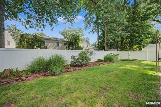 176 5th Street, Cresskill, NJ 07626