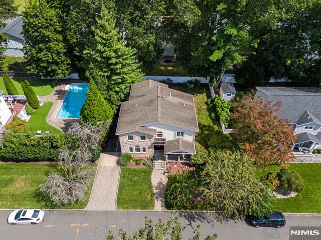 176 5th Street, Cresskill, NJ 07626