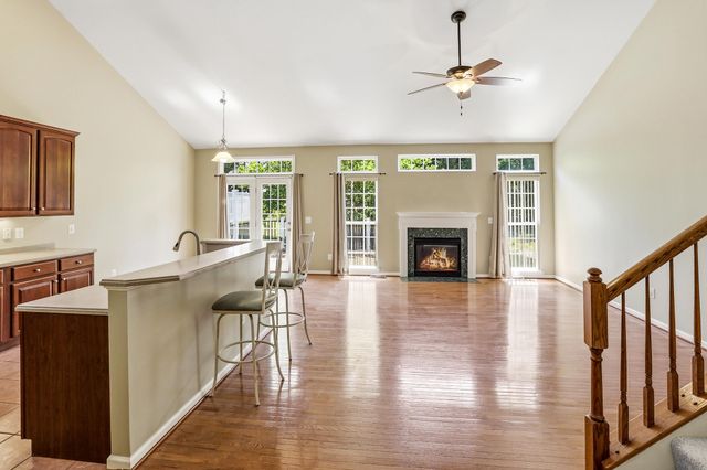 108 APRIL AVE, Stephens City, VA 22655