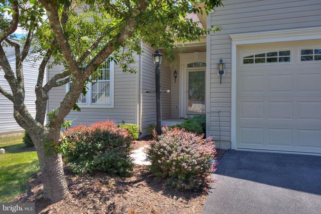 108 APRIL AVE, Stephens City, VA 22655